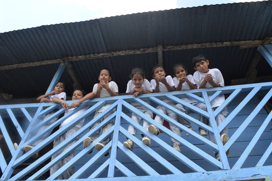 da ist das Leben noch in Ordnung, alle sind fröhlich