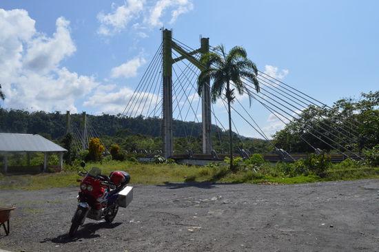 Neben der ponte gabs pescado, Fisch vom Feinsten