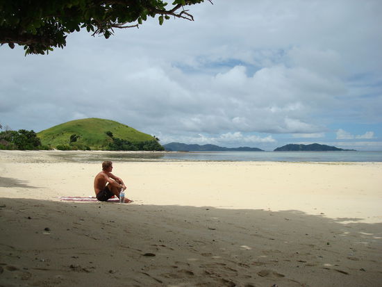 Noch ein eisamer Strand nur mit Tino