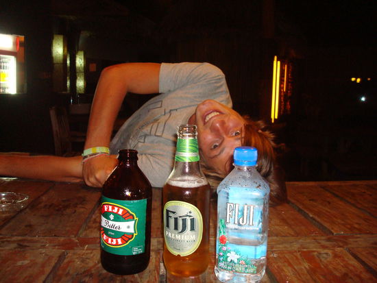 Bier-Bier-Onit-Wasser fast alles aus Fiji
