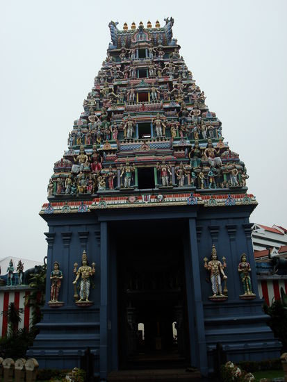 Noch ein wunderschoener bunter Tempel