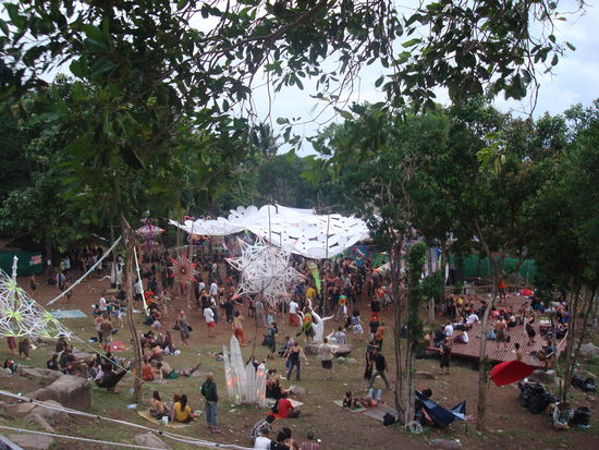 Dance for peace bis in die Morgenstunden