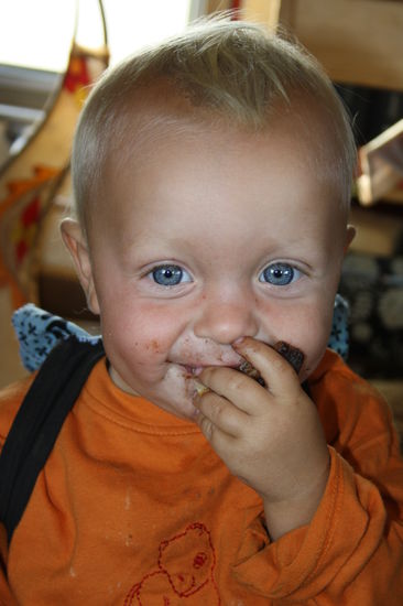 Arjuns 1. Geburtstag (es gibt Pfannkuchen-Torte!)