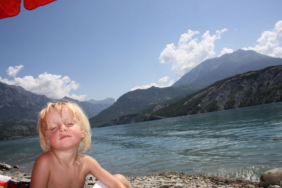 Lac de Serre-Ponçon bei Gap,
