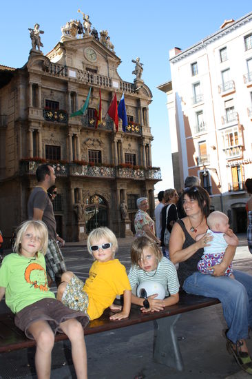 Pamplona (die Jungs waren von der Sache mit den Stieren sehr beeindruckt)