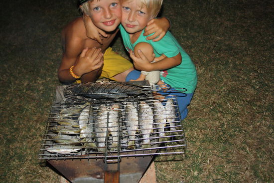 die kinder haben auch wieder große angelerfolge!