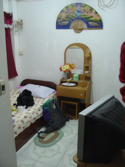 Und mein gemuetliches Zimmer mit TV 