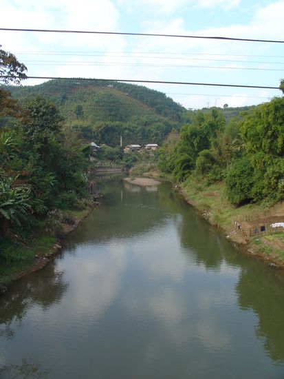 Fluss der durch Luang Nam Tha fuehrt.