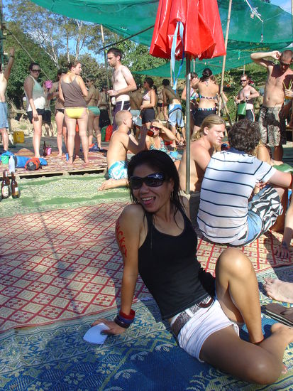 "Nid", die Laotin mit der ich in der Local-Disco war.