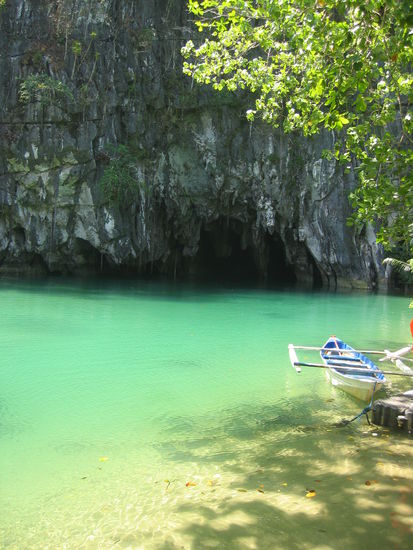 Eingang zur Unterwasserhöhle