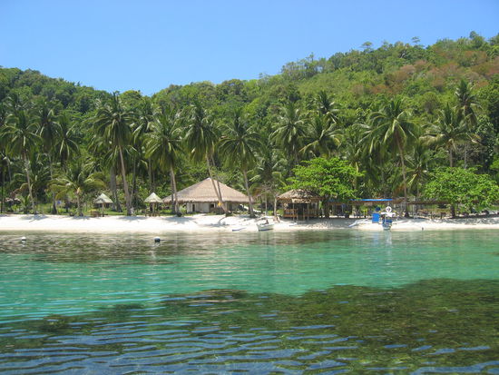 Einsame Bar an einsamen Strand