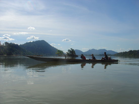 Wir brauchten 2 Boote fuer 5 Leute...