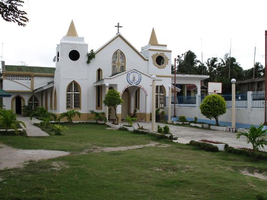 Eine Kirche auf der Insel... das darf hier natuerlich nicht fehlen.