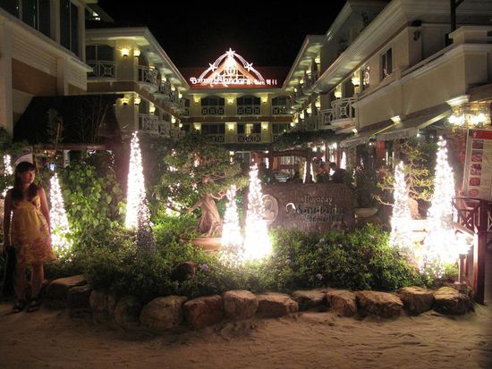 Eines der Edel-Resorts... moechte gar nicht wissen wie viel das gekostet hat !