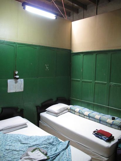 Unser neues Zimmer.... eine richtige Backpackerunterkunft, aber voll ok !