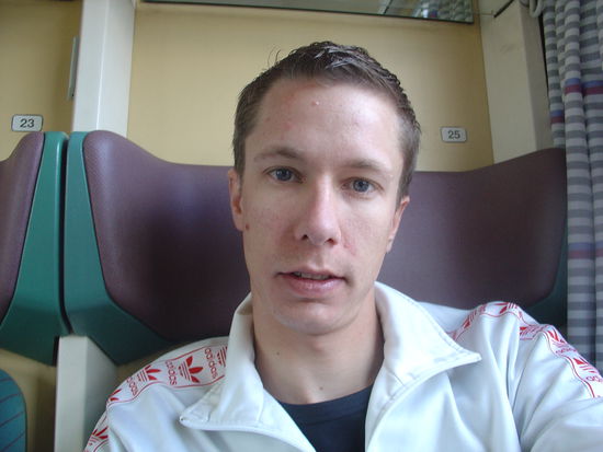 Hier noch im Zug von Basel nach Frankfurt... war wirklich ein komisches Gefuehl.