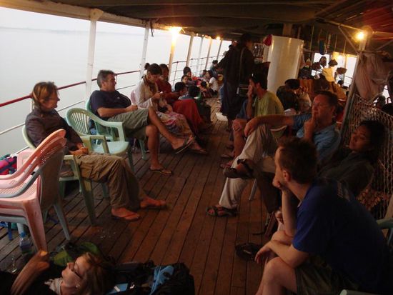 Der Touristensektor... am Anfang waren alle noch ein wenig auf Abstand !