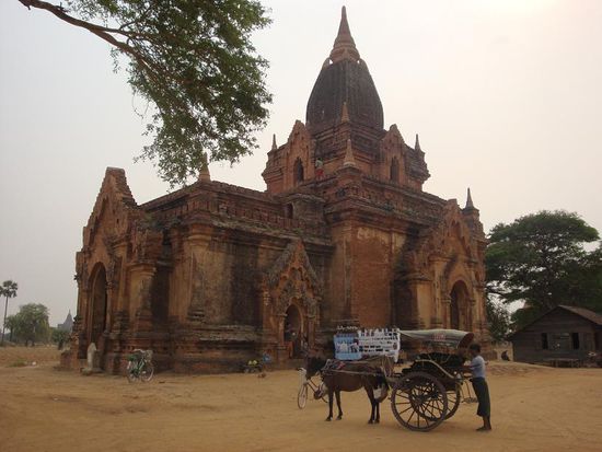 Und dies war ein Tempel der man sogar besteigen konnte... mit natuerlich toller Aussicht !