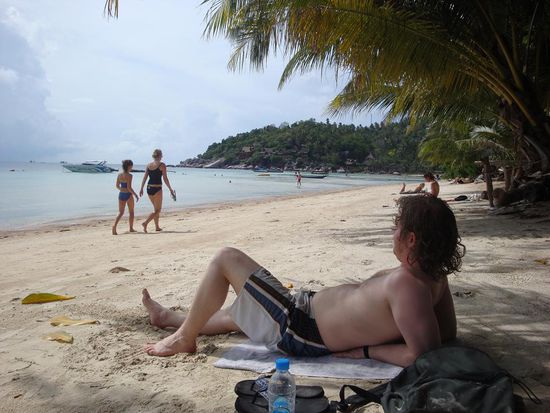 Alain am chillen an der "Sairee Beach"...