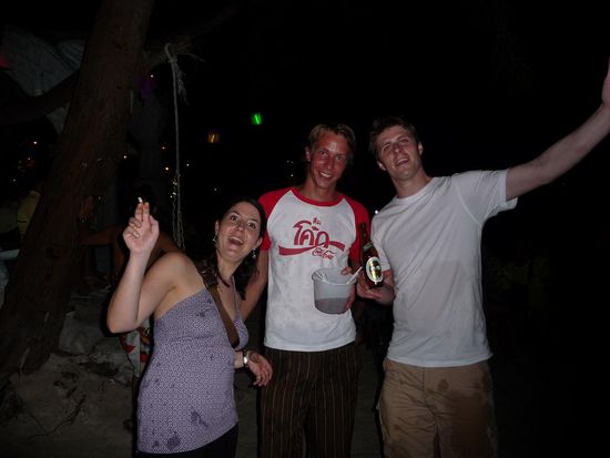 Uns unsere Freunde aus Zuerich... "Evi &amp; Silvan". Unterdessen schon wieder ein wenig nass gespritzt...