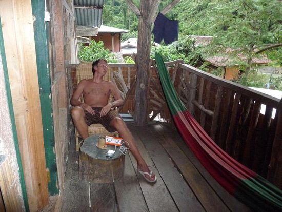 Chillen mit Musik auf dem Balkon...