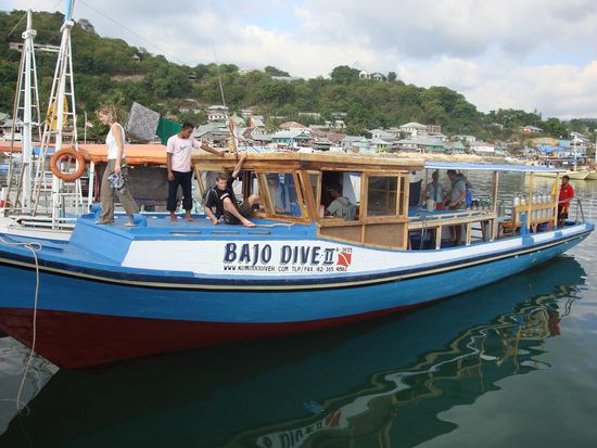 Unser ueberaus gemuetliches Tauchboot...