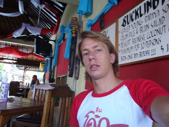 Noch ein letztes Foto mit langen Haaren... eingentlich mochte ich diese Frisur !