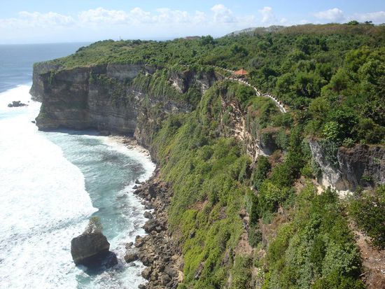 Sicht vom Fels mit dem Tempel, diesmal in die andere Richtung... cool oder ?