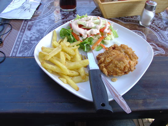 Schnitzel &amp; Pommes (Thai-Style)
