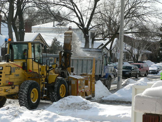 Wo wird der Schnee dann blos hingefahren?