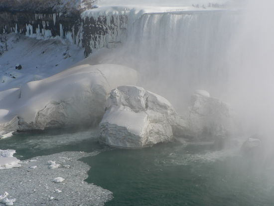 Die Felsen sind eigentlich gar nicht so gross !!!