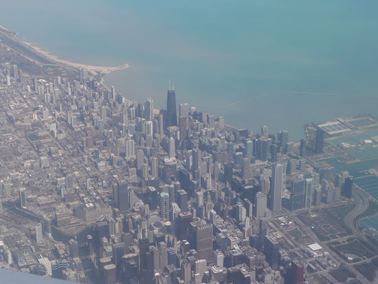 Flug über Chicago Downtown
