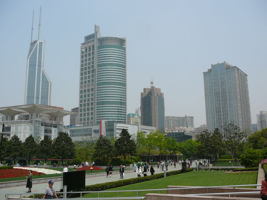 so war unser erster Eindruck, als wir aus der U-Bahn stiegen - wow!