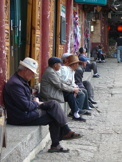 ...Die Herren nehmens gelassen