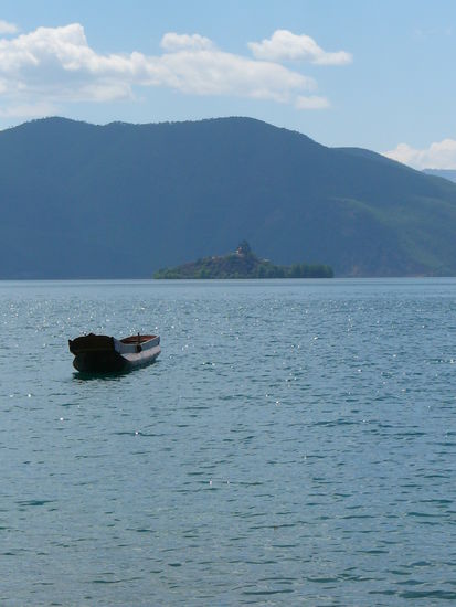 die Boote schippern alle einfach so herum...