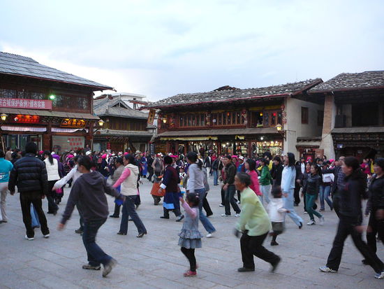 Taeglicher Tanz am Abend