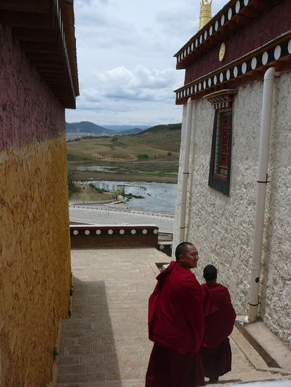 Heimlich habe ich auch die Moenche fotografiert