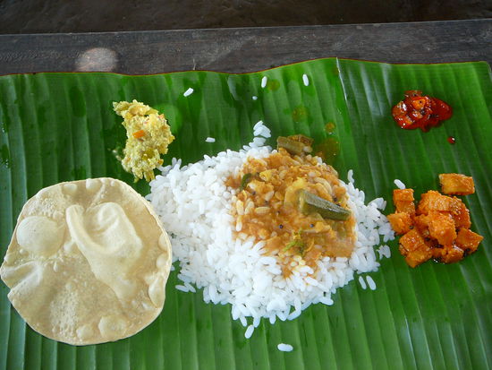 Yammi, aber bitte mit nur einer Hand (die linke ist fuer die schmutzigen Geschaefte)
