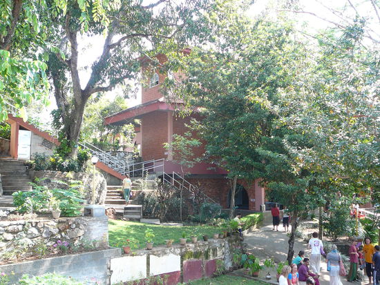 Es war eine wunderschoene Anlage mitten in den Bergen an einem See.