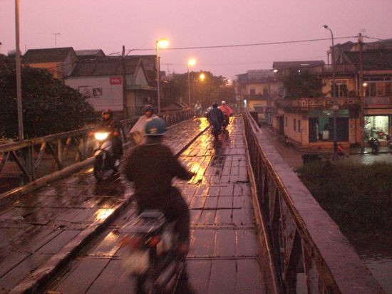 Schieeeetwetter, den janzen Daaach