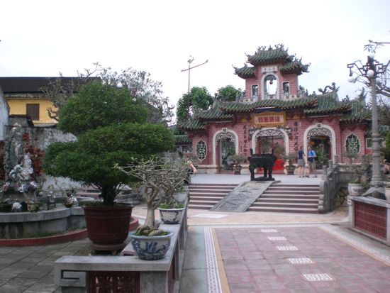 eine ehemalige chinesische Versammlungshalle