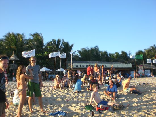 Windchimes, der Surfertreffpunkt mit Musik, Bier und Partyleuten, seeeeehr nice hier!