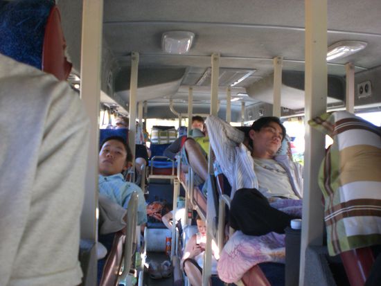 Sleeperbus...sehr relaxtes Reisen mit hohen Sicherheitsbestimmungen fuer die Fahrgaeste 