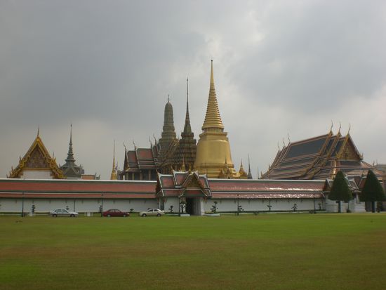 Koenigspalast mit eigenem Kloster und zahlreichen Gedenkstaetten der ehemaligen Koenige.
