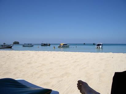 Suesses Nichtstun an der Nai Yang Beach
