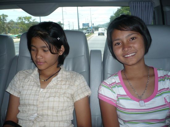 Suwadii und Tschalitaa, Nickname: Kae und Dau