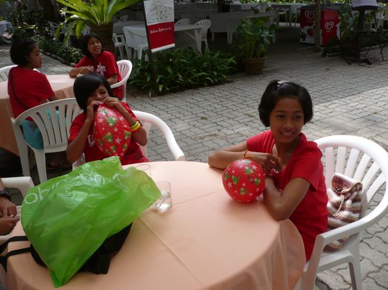 Bälle werden aufgeblasen