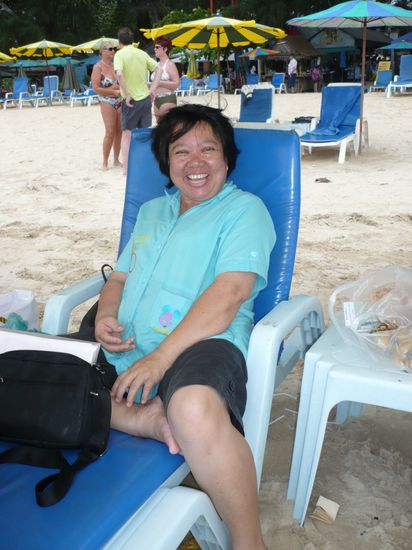 khun Tschadsudaa total happy