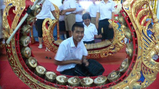 Wunderschöne taditionelle thailändische Instrumente