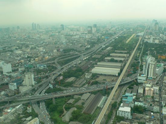 Die Strassen von Bangkok füllen sich bereits